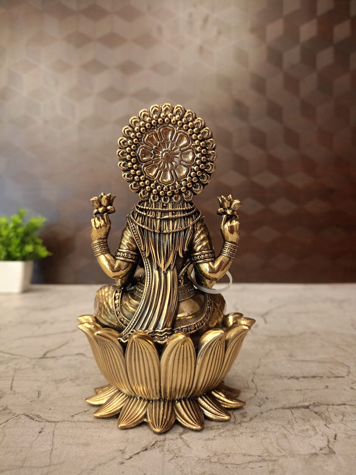 brass fine art lakshmi sitting lotus pooja gift vgocart coimbatore india3 scaled