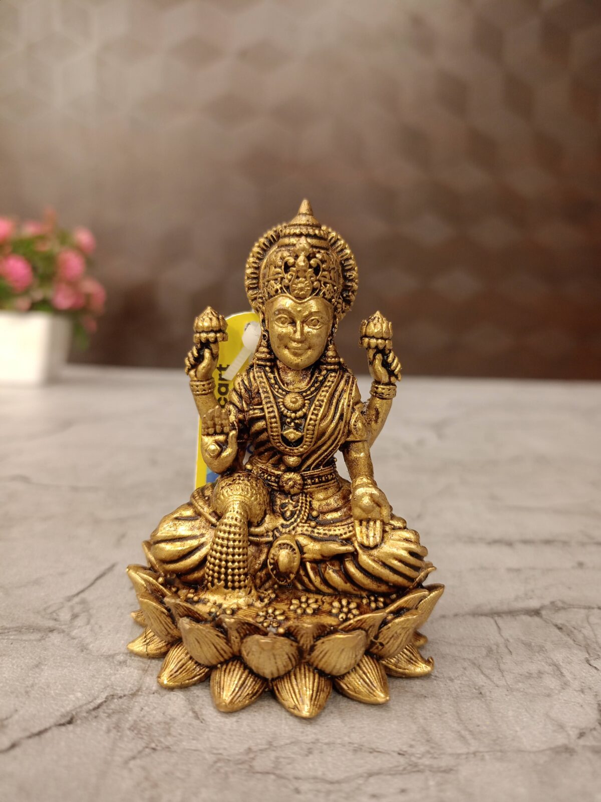 brass fine art lotus lakshmi idol pooja gift vgocart coimbatore india4 scaled