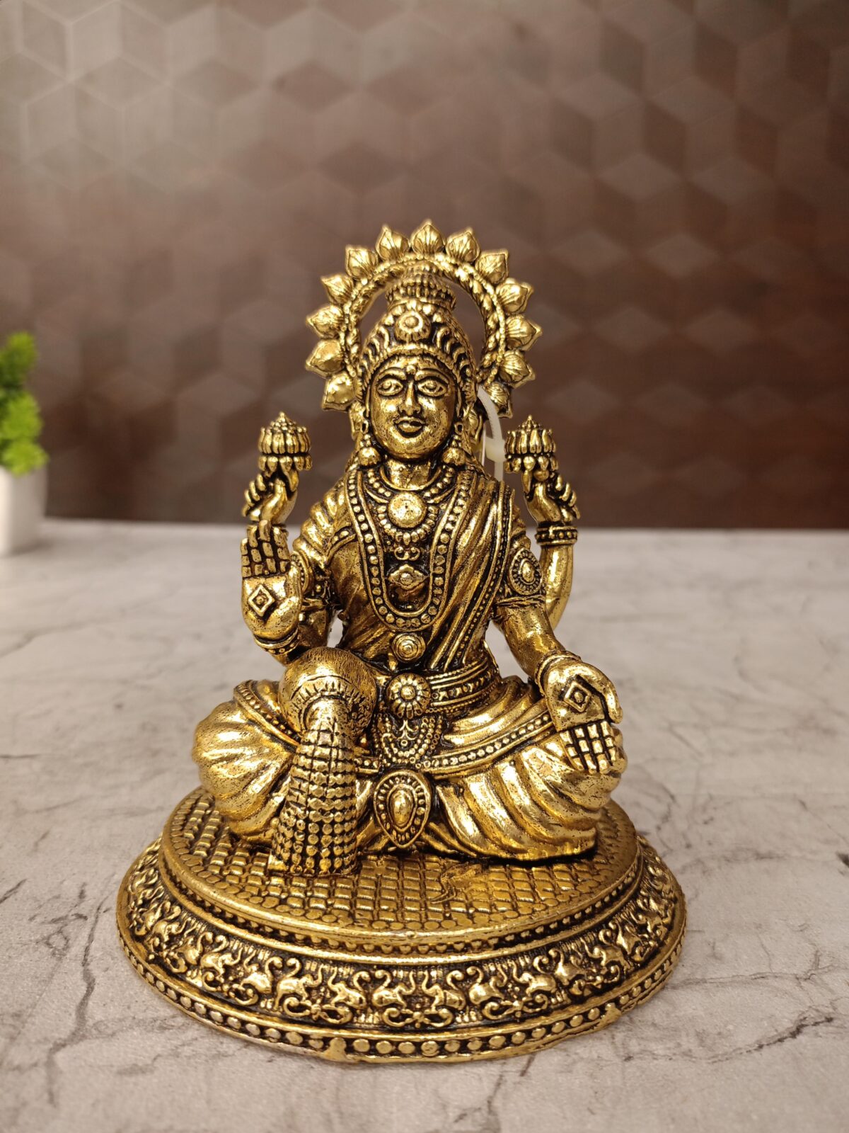 brass oval base lakshmi pooja gift coimbatore india3 scaled