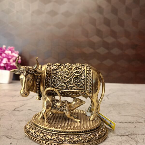 Brass Fine art Gomatha