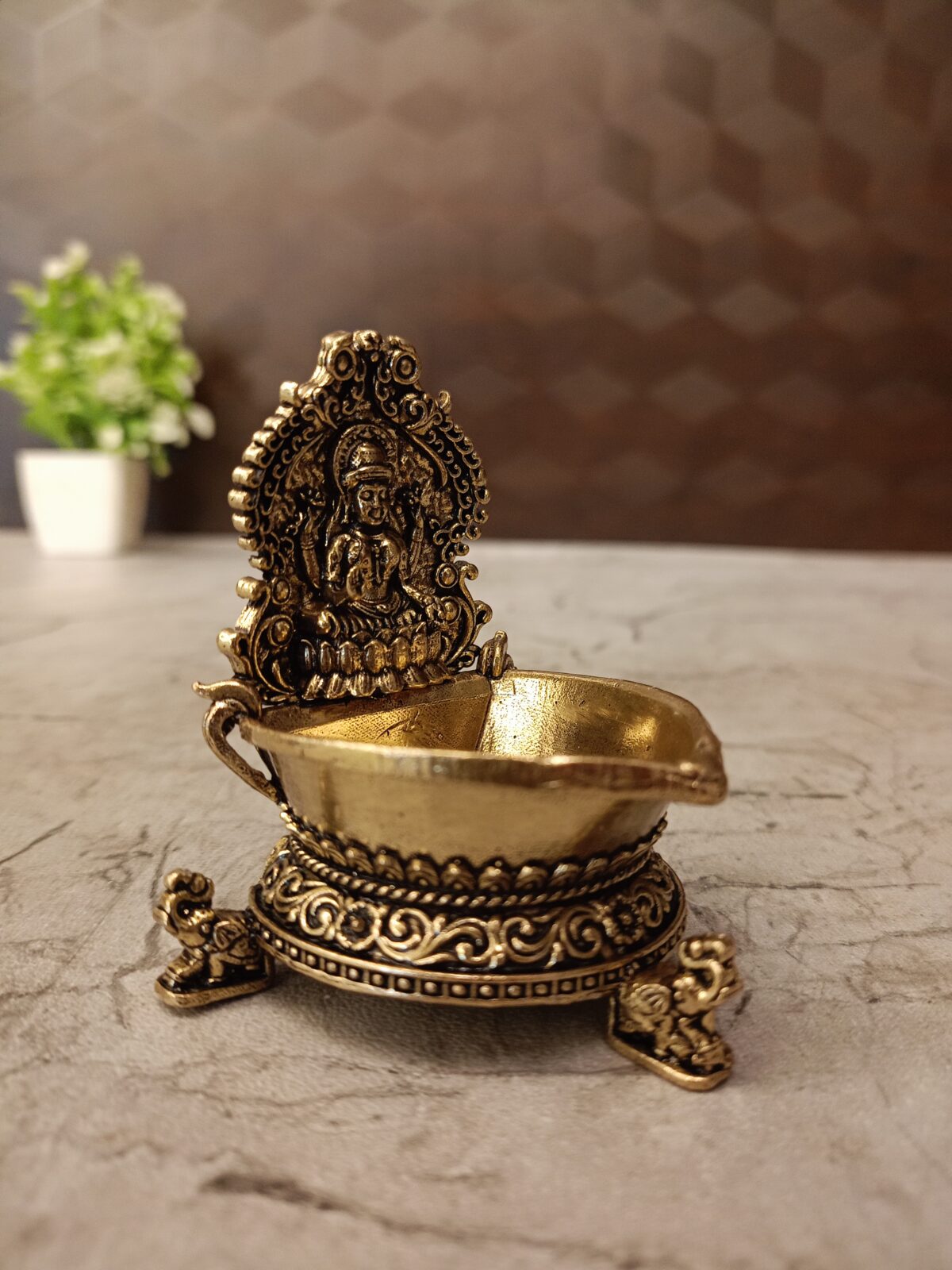 buy brass fine art lakshmi diya antique showroom best price coimbatore 4 scaled