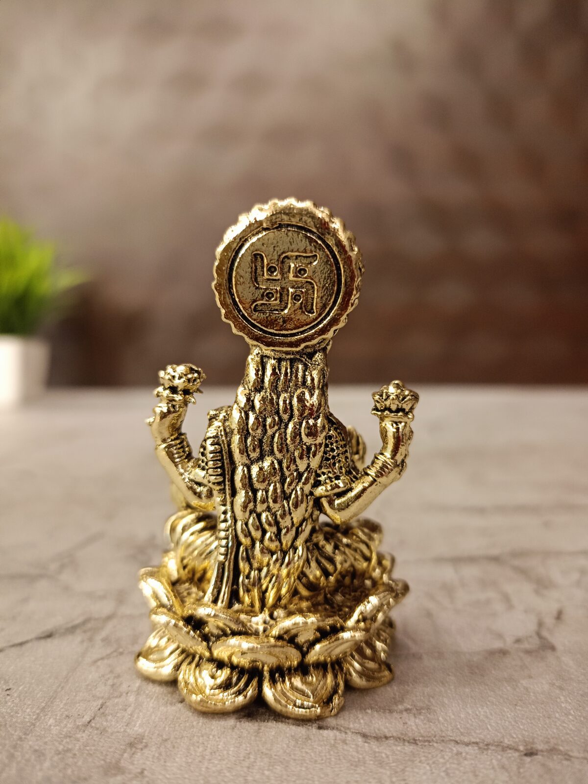 buy brass fine art lakshmi idol on lotus antique idol shop coimbatore 4 scaled