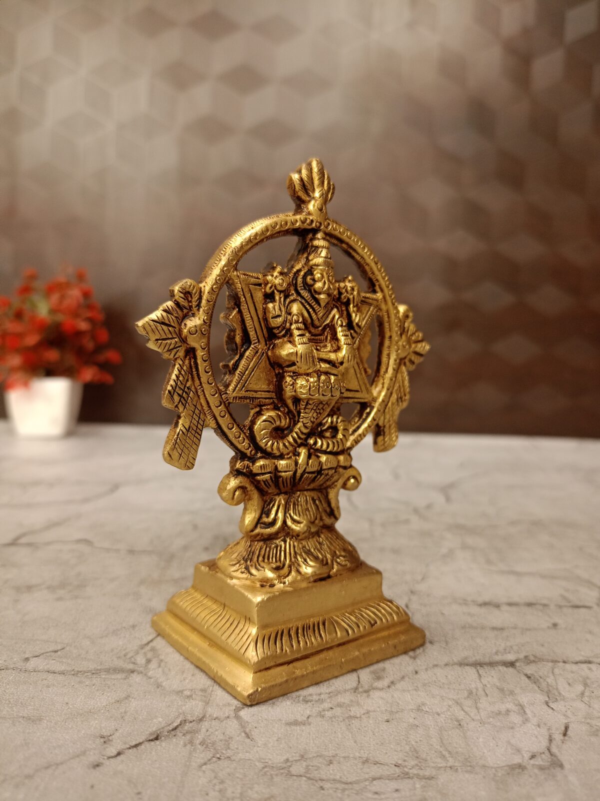 brass chakrathazvar idol pooja gift vgocart coimbatore india2 scaled