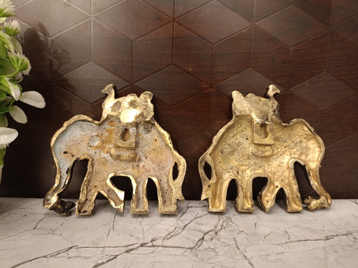 Brass Elephant Wall Mount 4.5'' Pair - Image 2