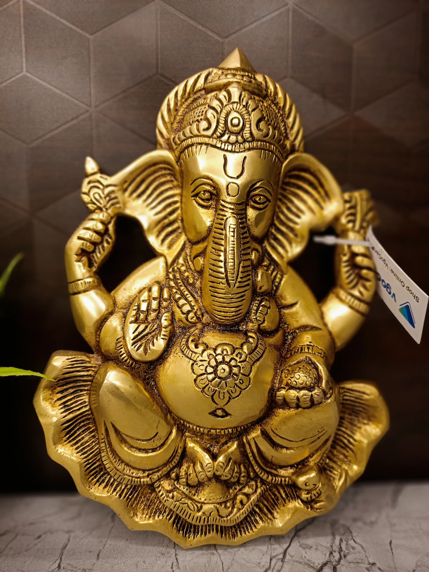 brass-ganesha-wall-mount-pooja-gift-vgocart-coimbatore-india Brass Ganesha Wall Mount 9.5" - Image 1