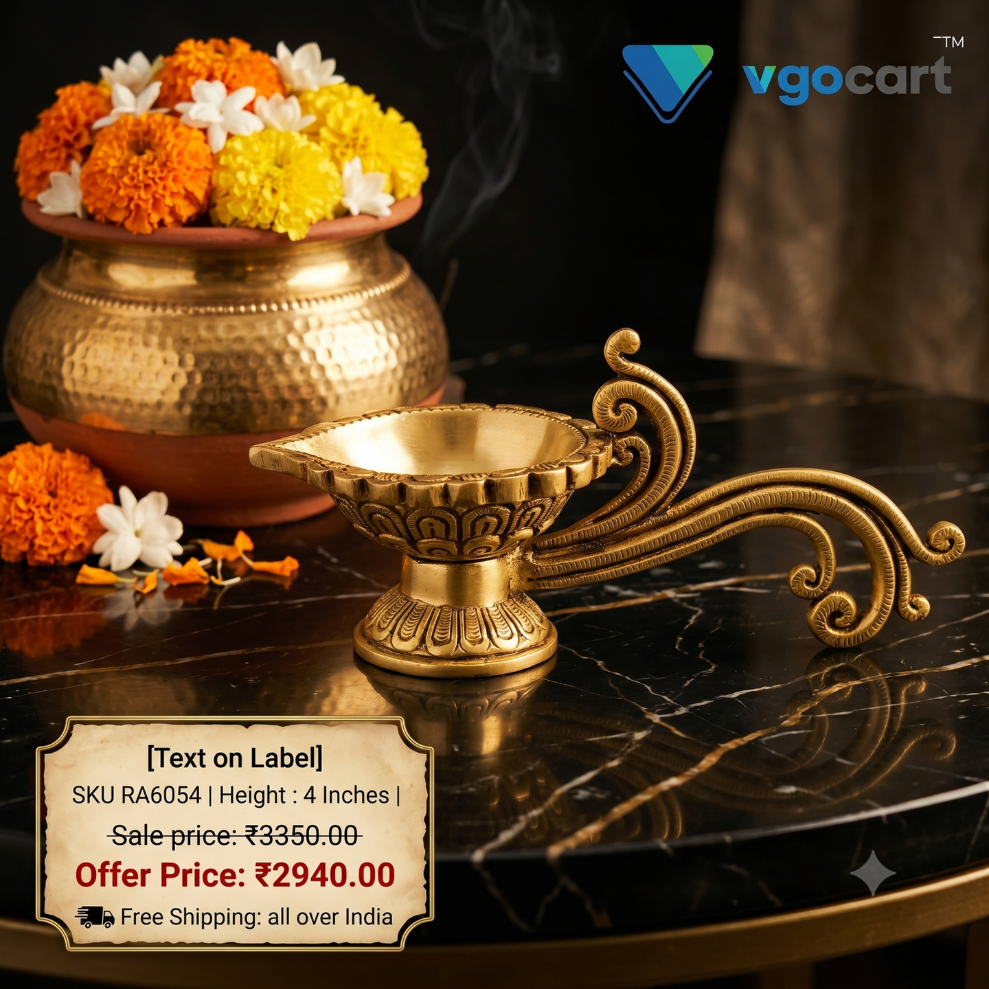 brass-aarathi-holder-pooja-gift-vgocart-coimbatore-india-RA6054 Brass Aarathi Deepam With Peacok Handle 4" - Image 1