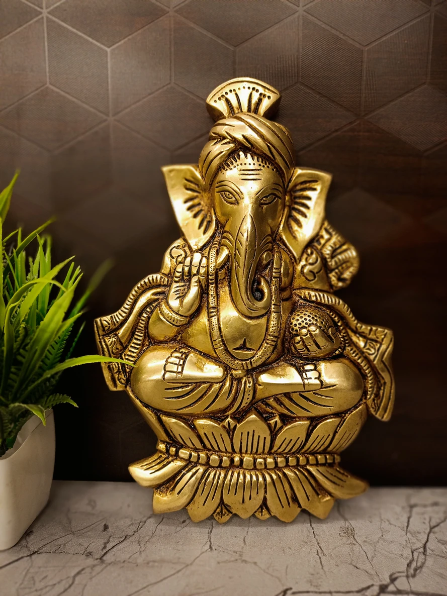 brass-lotus-ganesha-wall-mount-pooja-vgocart-coimbatore-india-CM6036 Brass Lotus Ganesha Wall Mount 9'' - Image 1